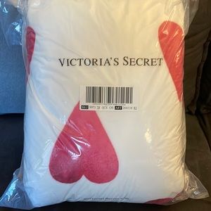 PINK Victoria secret throw